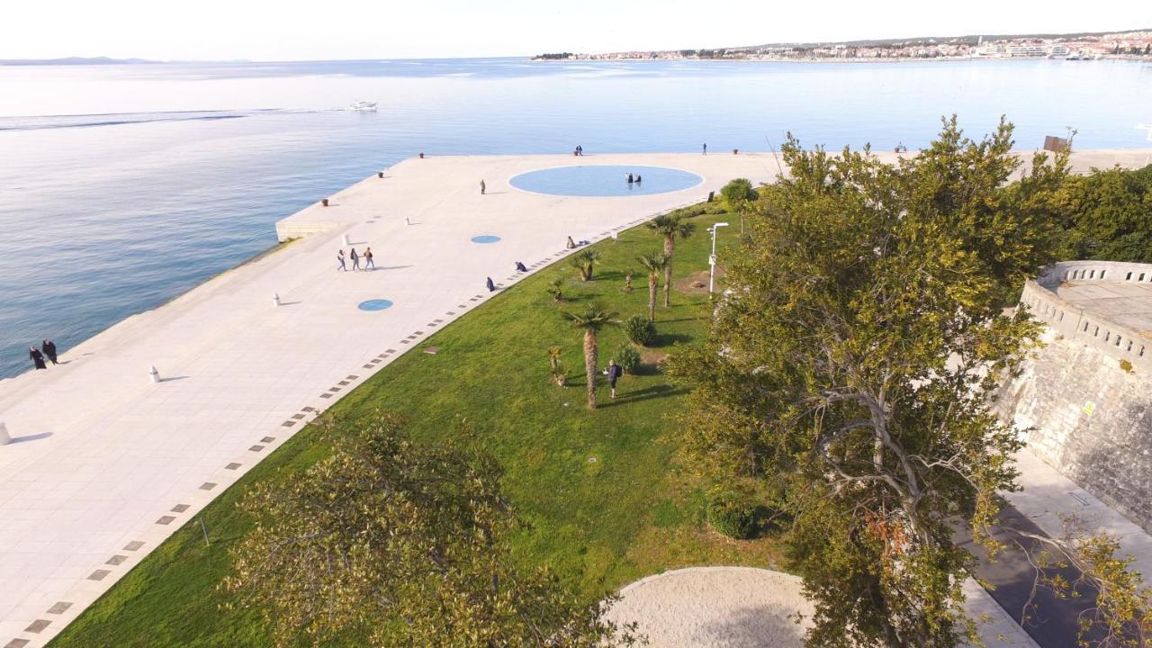 Rhythm Floating Hostel - Zadar Exteriör bild