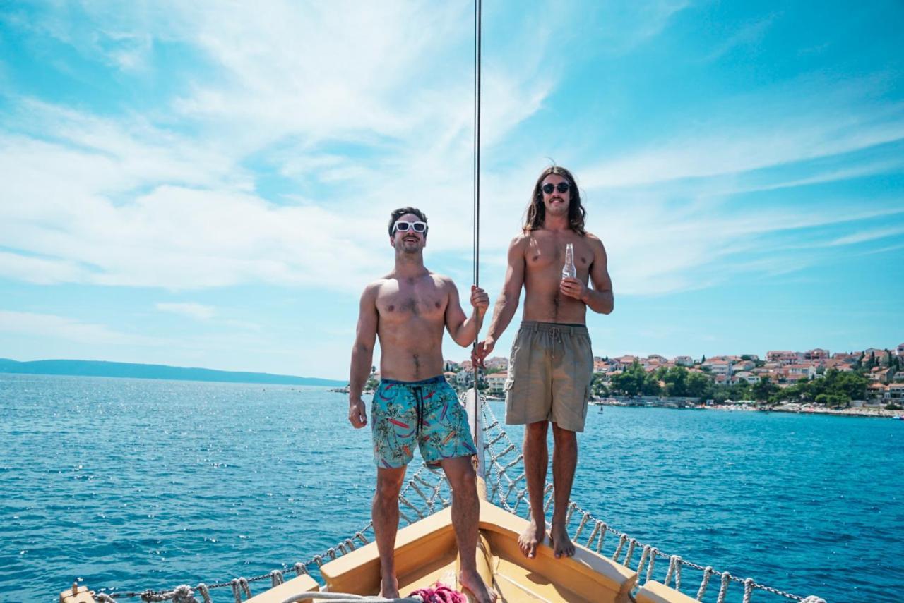 Rhythm Floating Hostel - Zadar Exteriör bild
