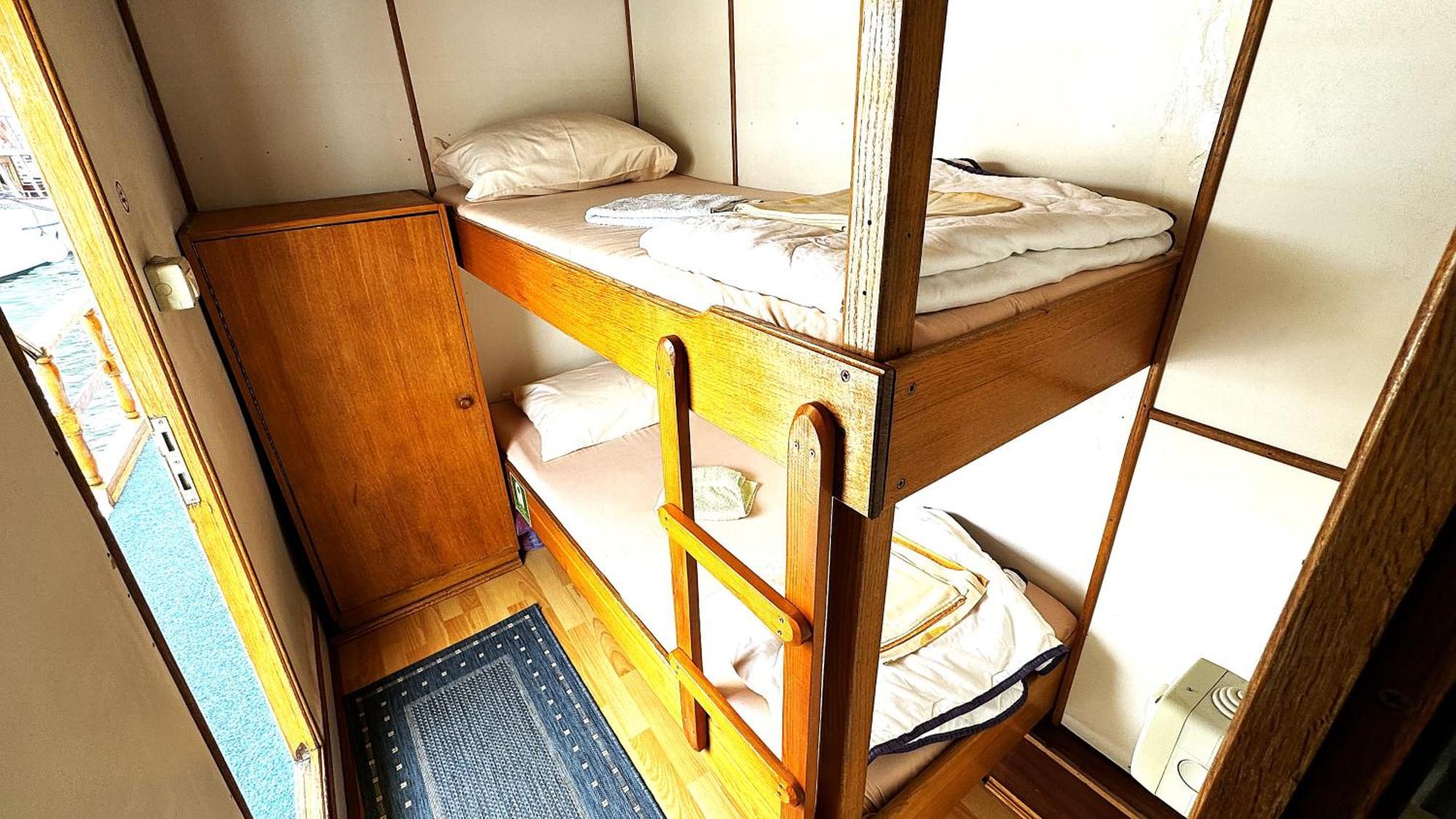 Rhythm Floating Hostel - Zadar Exteriör bild